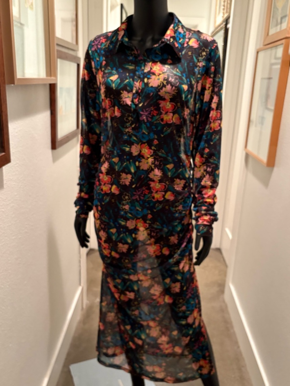 Ted Baker Bbethaa Mesh Shirt Dress in a black floral pattern. Size 6